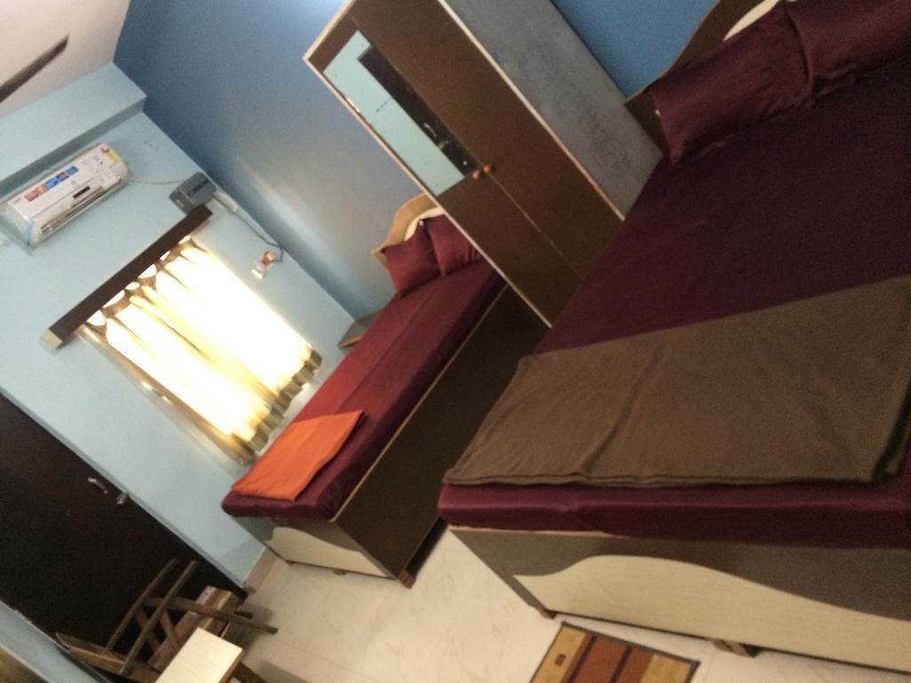 Hotel Pragya International Waranasi Pokój zdjęcie